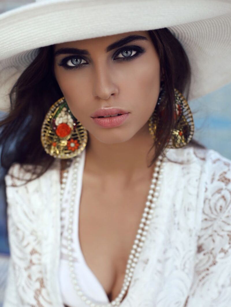 Lace dress and hat